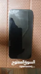  3 ايفون 13 برو ماكس بحاله ممتازه للبيع بحاله ممتازه مع شاحن اصلي