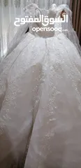  6 فستان عروس لون أبيض
