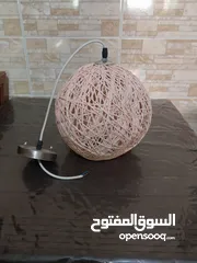  1 ثريا لون زهري مستعمل للبيع