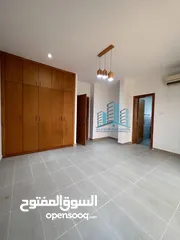  7 فيلا راقية بمصعد Beautiful 5+1 BR Villa in MQ