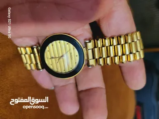  5 ساعات قديمه مخزنه