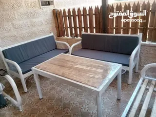  8 جلسات ومقاعد خارجية جلسات تفصيل حسب الطلب حديد ثقيل خشب سويد يوجد العديد من الموديلات