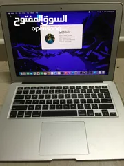  3 apple MacBook