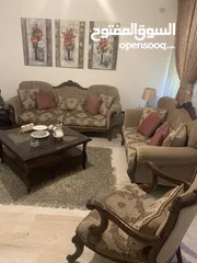 5 قطم كنبايات صالون بحالة جيدة جدا للبيع
