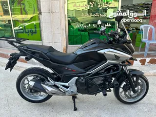  5 هوندا NC750X بحالة الوكالة ممشا قليل