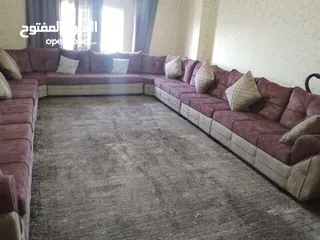  1 طقم ةنب بحال الوكاله للبيع وبسعر مغري  البيع اقل من نصف الثمن  استعمال اقل من ثلاث شهور