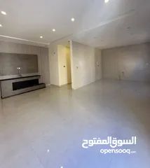  14 تشطيب فندقي مع تدفئة راكبة قرب امن ضاحية الرشيد