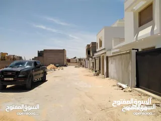  3 فيلا نص تشطيب خلف معسكر الامداد