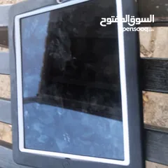  3 جهاز  تابلت  آيفون  قطع