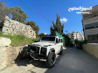  10 لاند روفر 2008ديفندر