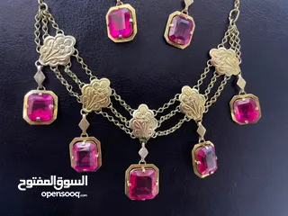  16 حجر الياقوت القديم