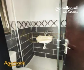  5 شقة مميزة للبيع في عين منجد شارع حنا نقارة – قرب مدرسة بال إنترناشونال