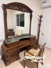  4 غرفة نوم مصريه "  تفصيل حفر رخام وشغل مرتب  بحاله ممتازه خشب بلوط