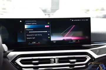  22 بي ام دبليو الفئة الثالثة كهربائية بالكامل 2023 BMW i3 eDrive35L EV M Power Kit_Full Option