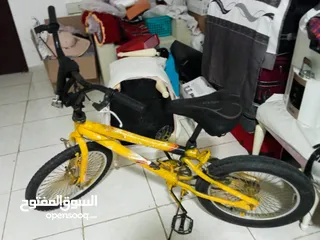  1 Yellow bicycle - دراجة هوائية