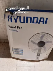  3 للبيع مروحه عاموديه بالكرتونه نوع هونداي  و مكوى بخار بحاله جيده جدا