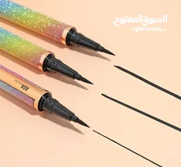  4 ايلاينر كرستال الاصلي  VIBELY STARRY EYELINER