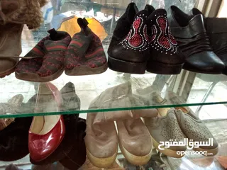  7 ملابس استعمال بسيط وليست بآلة وقسم منها جديده يصلح كمشروع لربة منزل أو بضاعة لمحل
