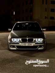  3 BMW e39 525i
