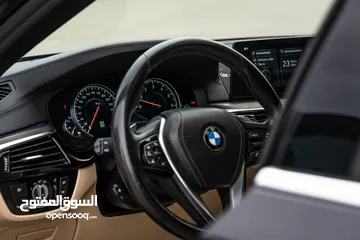  2 BMW 540 2018