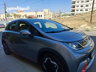  4 BYD dolphin 2023
