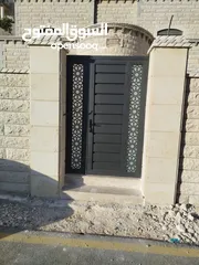  15 تفصيل ابواب وحراسات ودرزينات وكل شي يخص عالم الحديد