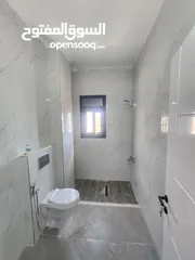  3 شقة للبيع مساحتها 195