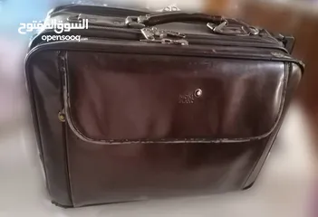  1 شنطة مونت بلانك . Mont Blanc Bag