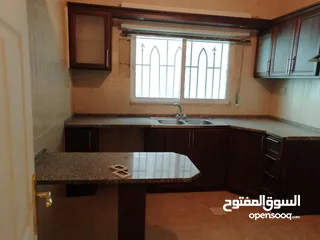  7 شقة أرضية مميزة للبيع في خلدا  - خلف السيفوي 91م مع حديقة وترسات 140م بسعر مغري