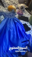  3 فستان سهرة رائع ازرق
