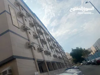 10 غرفتين وصاله وحمام ومطبخ راكب بشارع فلسطين بجوار مسجد بلال