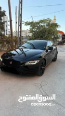  3 جاكوار XE 2017