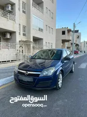  2 اوبل استرا قير عادي من اجمل السيارات من نوع اوبل