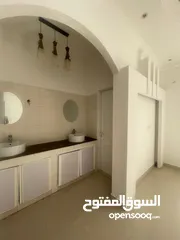  7 فيلا للايجار