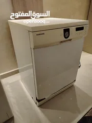  4 جلايه و غساله سامسونج لون ابيض
