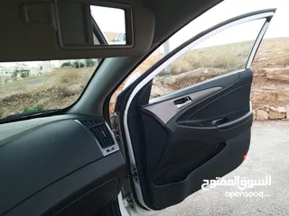  22 هونداي سوناتا 2015 7 جيد ولا نقرة السيارة نظيفة ماشية 164000 فل كامل عدا الفتحة  العنوان طبربور