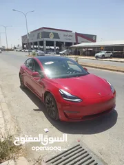  4 تسلا موديل3 للبيع