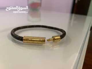  5 اسوارة لويس فيتون اصليةlouis vuitton confidential bracelet