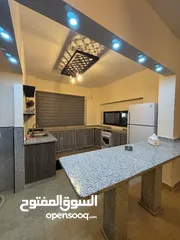  16 شالية للإيجار