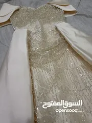  1 فستان جديد للبيع