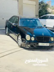  4 مرسيدس موديل 2001