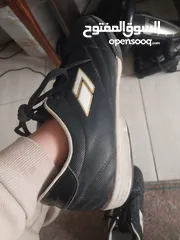  2 حذاء مستعمل اسبوع