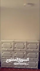  2 خزانة متعددة الاستخدام مصنوعة من البلاستيك متوفرة باللون الأبيض المقاس :96*31*126 سم