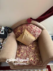  3 كنب بحالة جديد