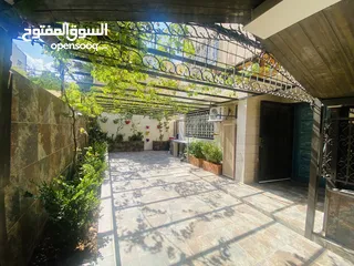  21 شقة أرضية فاخرة 2 نوم مع حديقة في الشميساني للإيجار Shmeisani 2 brooms fancy furnished GF apt