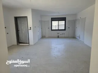  6 شقه للبيع بمنطقه البيره