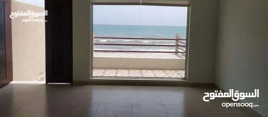  20 Luxury villa for rent on Sohar beach, directly overlooking the sea