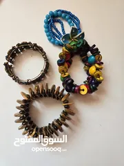  28 اساور خشبية ملونة جديدة