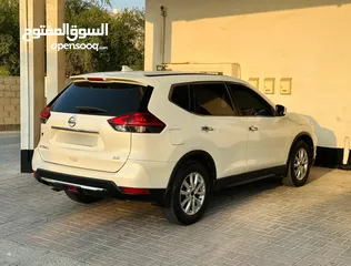  4 NISSAN  XTRAIL 2.5 MODEL 2018 single onwer