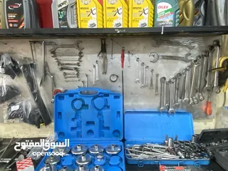  14 عدة محطات غيار زيت وبناشر كامل معداتها